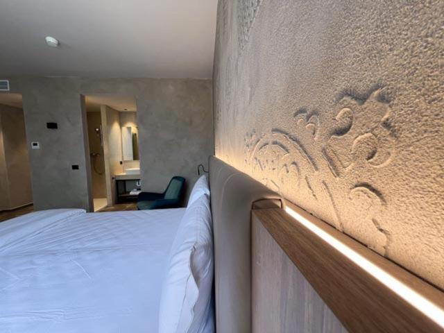 Parc Hotel San Pietro Spiazzi Di Caprino Eksteriør bilde