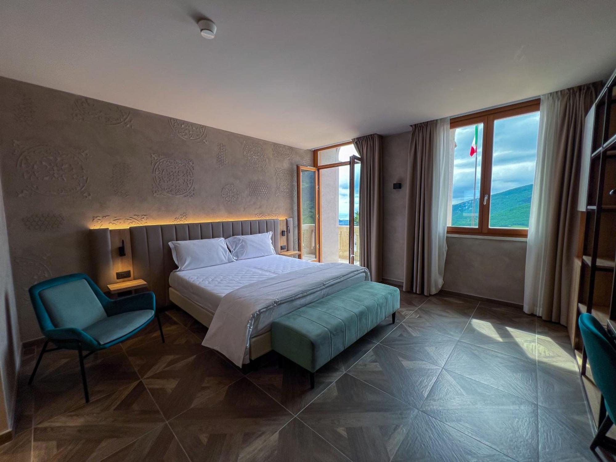 Parc Hotel San Pietro Spiazzi Di Caprino Eksteriør bilde